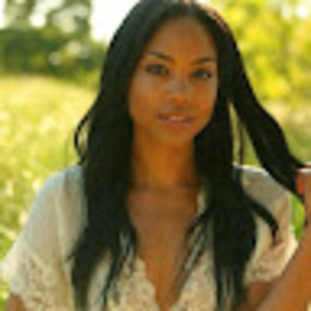 Meet your Posher, Nila